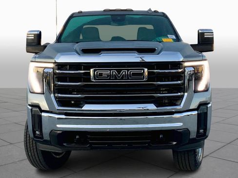 Used 2025 GMC Sierra 2500 SLT w/ SLT Convenience Package image 3