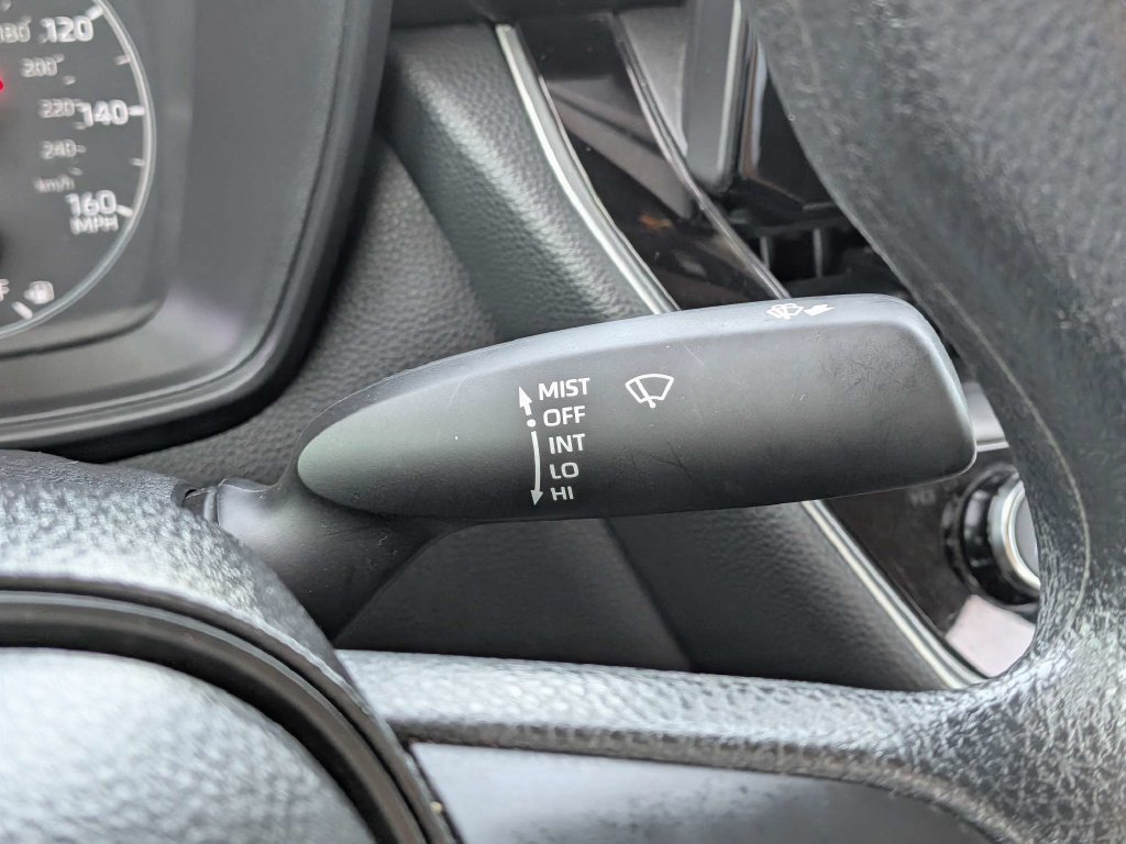 Used 2025 Toyota Corolla LE FWD image 23