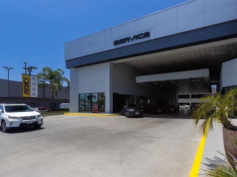 Used 2023 Mercedes-Benz AMG GT 53 image 34