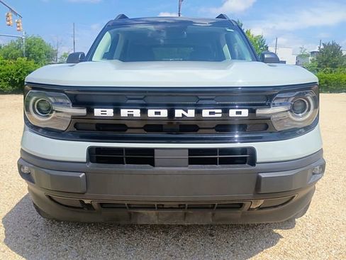 Used 2021 Ford Bronco Sport Outer Banks w/ Outer Banks Package AWD/4WD image 3
