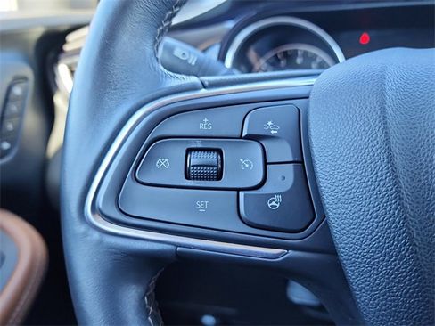 Used 2021 Buick Encore GX Essence w/ Advanced Technology Package image 28