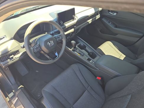 Certified 2024 Honda Accord EX image 25