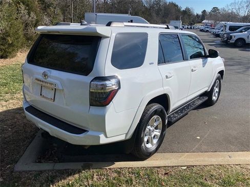 Used 2024 Toyota 4Runner SR5 image 31