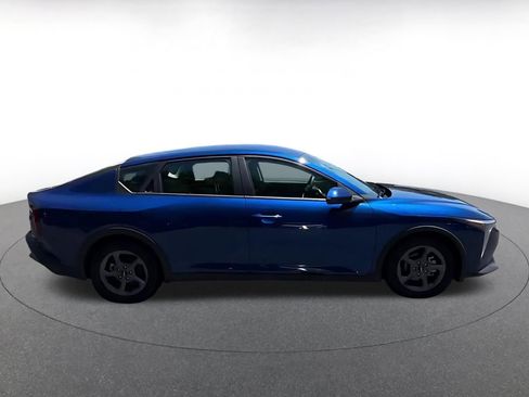Used 2025 Kia K4 FWD image 14