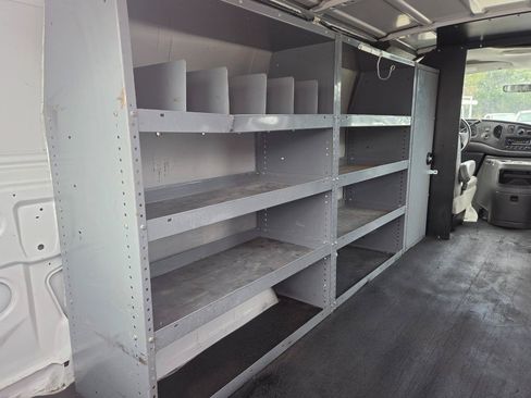 Used 2007 Ford E-150 and Econoline 150 RWD image 24
