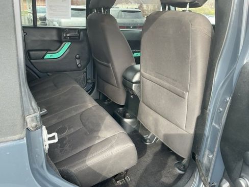 Used 2017 Jeep Wrangler Unlimited Sport w/ Connectivity Group image 26