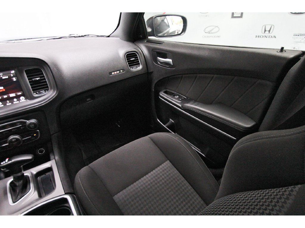 Used 2023 Dodge Charger Scat Pack RWD image 10