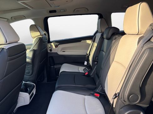 New 2026 Honda Odyssey Elite image 13