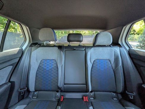Certified 2025 Volkswagen Golf w/ Euro Style Package AWD/4WD image 16