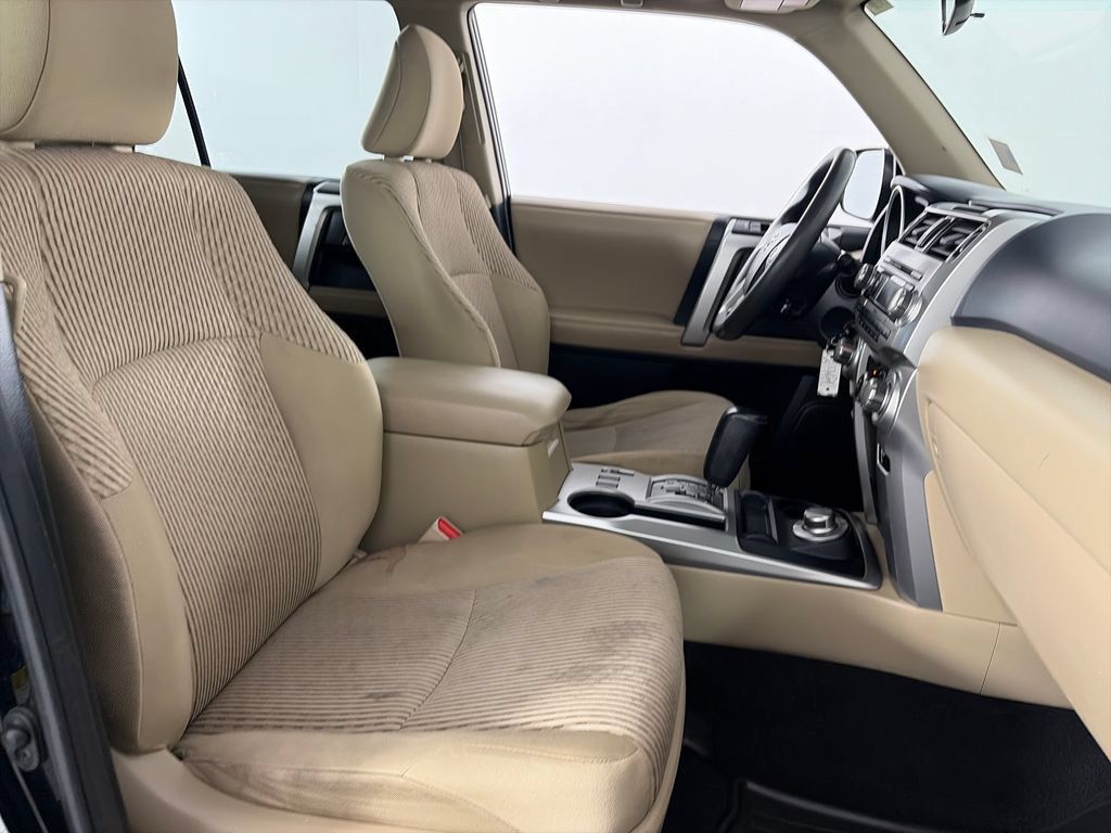 Used 2013 Toyota 4Runner SR5 w/ Convenience Pkg AWD/4WD image 29