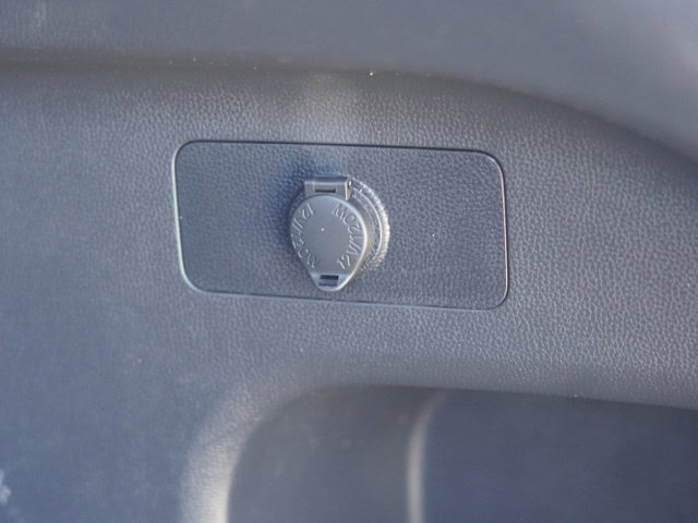Used 2021 Toyota RAV4 XLE Premium w/ Carpet Mat Package (TMS) FWD image 43