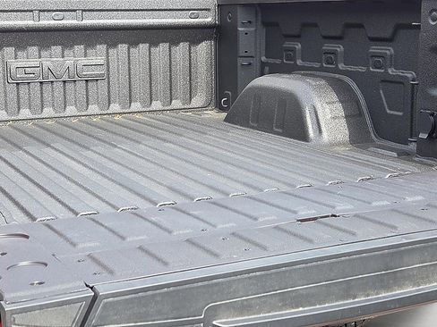 New 2026 GMC Sierra 1500 AT4X AWD/4WD image 9