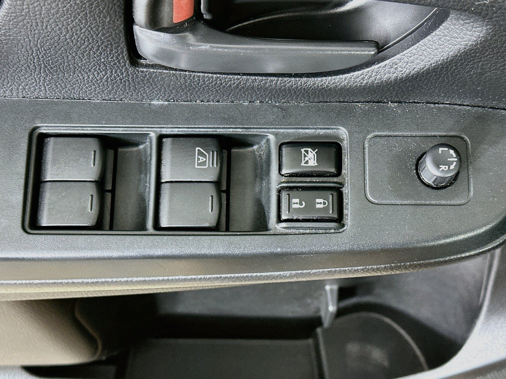 Used 2014 Subaru Impreza 2.0i AWD/4WD image 15