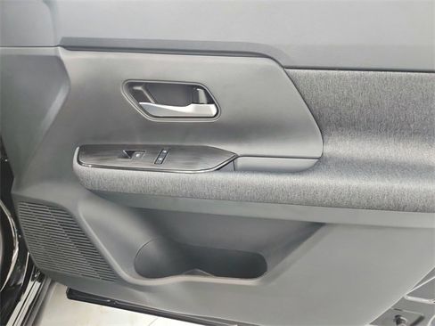 New 2026 Nissan Kicks SV image 35