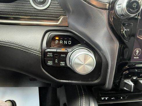 Used 2019 RAM 1500 Limited AWD/4WD image 34