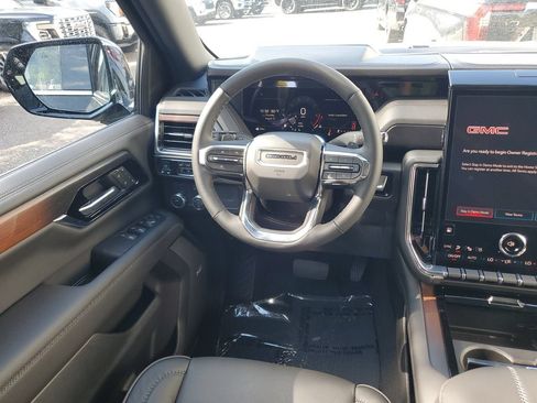 New 2026 GMC Yukon Denali RWD image 13