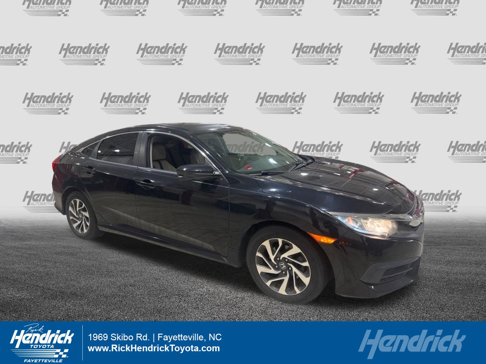 Used 2017 Honda Civic EX image 1