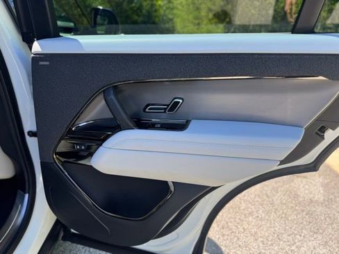 Certified 2025 Land Rover Range Rover Sport SE AWD/4WD image 14