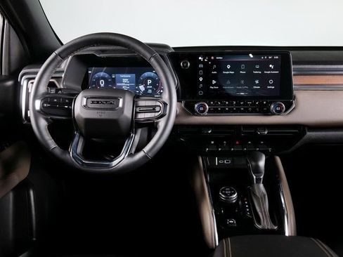 Used 2023 GMC Canyon Denali w/ Denali Black Edition AWD/4WD image 11