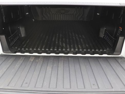 Used 2024 Chevrolet Silverado 1500 LT image 12