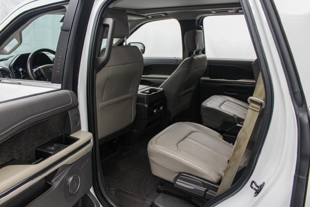 Used 2020 Ford Expedition Limited w/ Special Edition Package AWD/4WD image 18