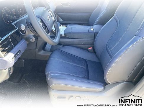 New 2026 INFINITI QX80 4WD image 19