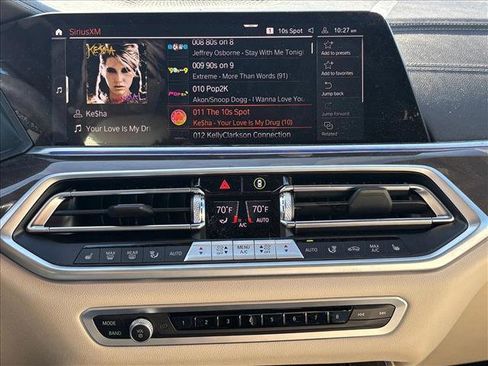 Used 2023 BMW X5 xDrive40i w/ M Sport Package image 11