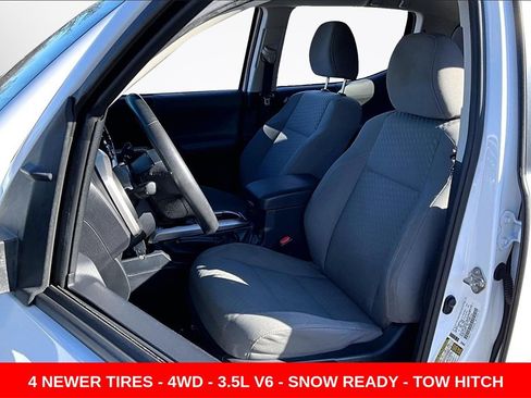 Used 2020 Toyota Tacoma SR5 image 20