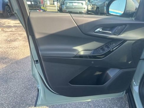 New 2026 Chevrolet Equinox LT image 11