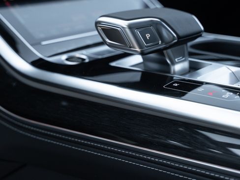 New 2026 Audi Q8 Premium Plus image 18