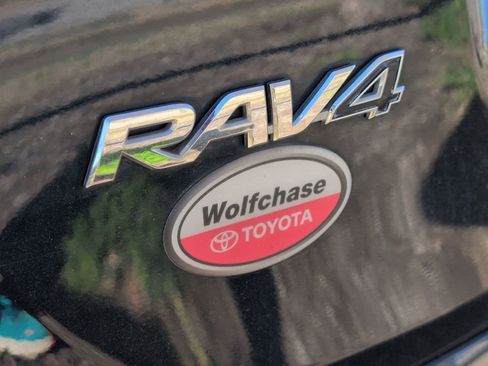 Used 2017 Toyota RAV4 XLE w/ All Weather Liner Package image 8