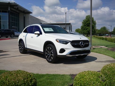 New 2026 Mercedes-Benz GLC 350e 4MATIC image 9