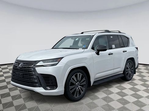 New 2026 Lexus LX 700h Luxury image 5