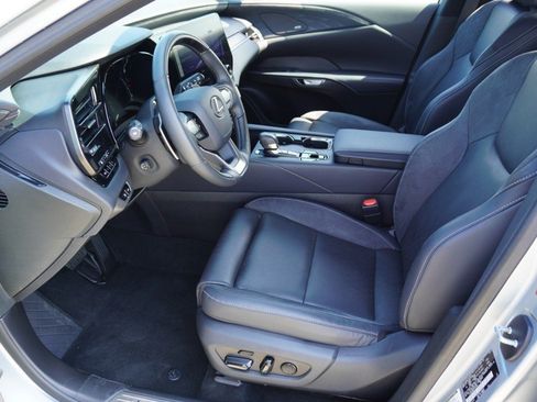 Certified 2023 Lexus RX 350 FWD w/ Accessory Package (K3) image 13