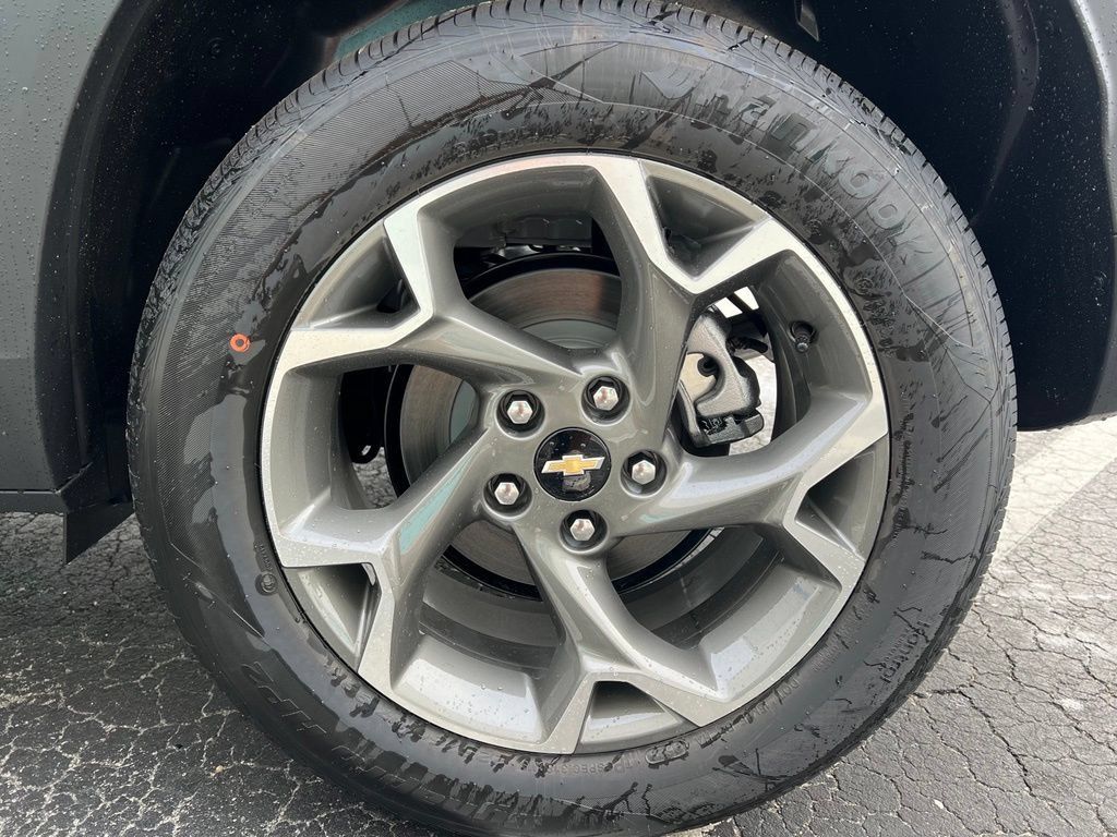 New 2026 Chevrolet Trax LT w/ Driver Confidence Package FWD image 26