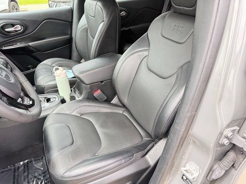 Used 2023 Jeep Cherokee Altitude Lux AWD/4WD image 14