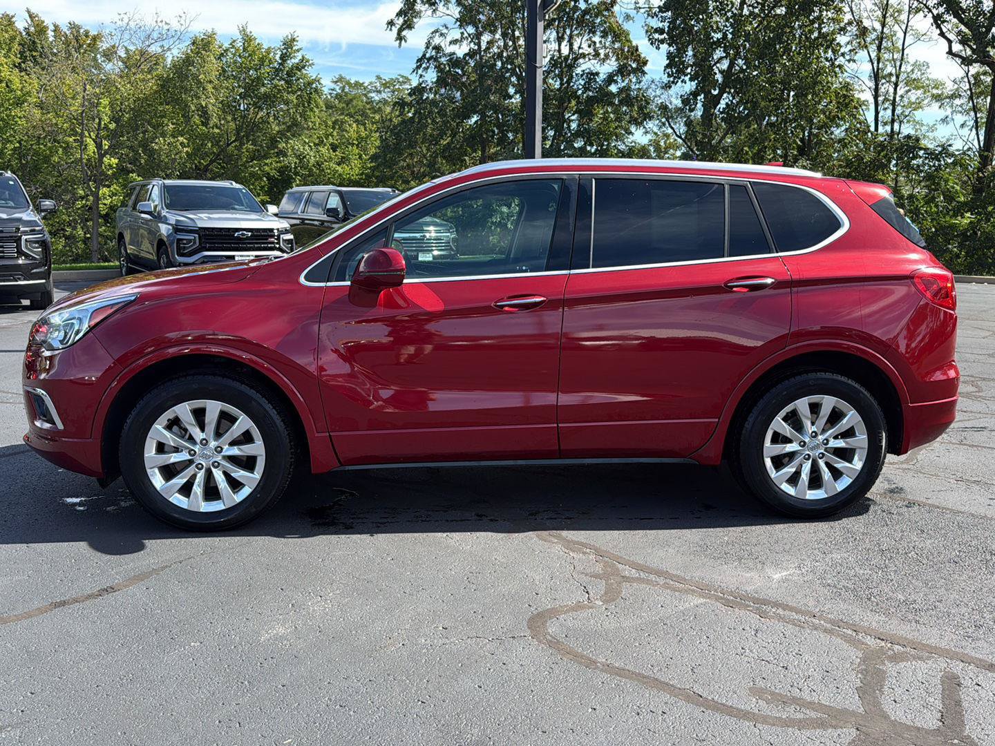 Used 2017 Buick Envision Essence AWD/4WD image 2