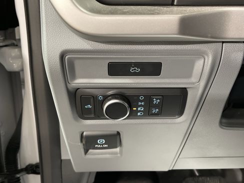 Used 2022 Ford F150 Lightning Pro image 21