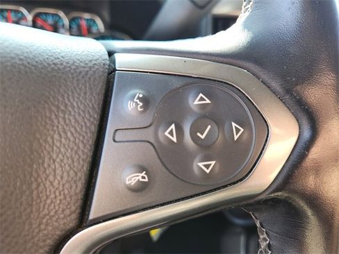 Used 2019 Chevrolet Silverado 2500 LT w/ Custom Sport Edition image 23