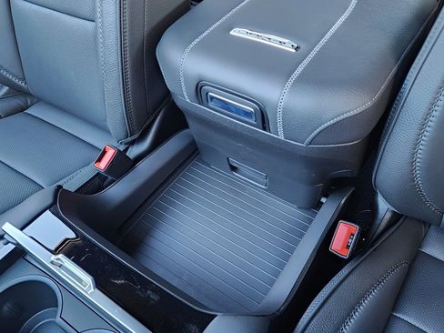 New 2026 GMC Yukon XL Denali image 37