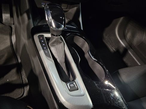 Used 2025 Buick Envista Avenir image 33