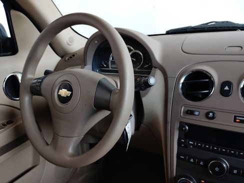 Used 2009 Chevrolet HHR LS FWD image 30