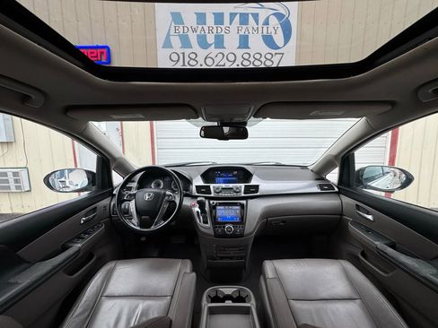 Used 2014 Honda Odyssey Touring image 21