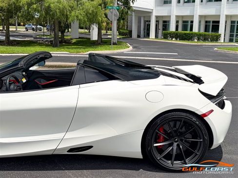 Used 2021 McLaren 720S Performance RWD image 40