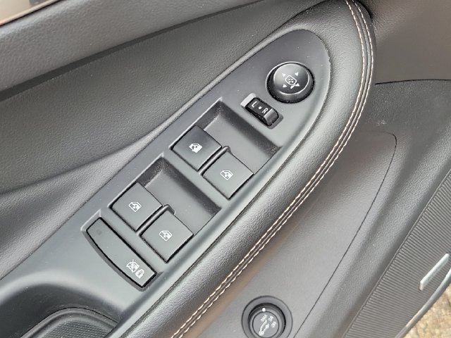 Used 2017 Buick Envision Premium AWD/4WD image 9