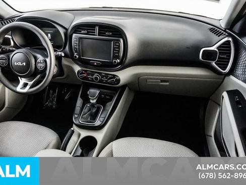 Used 2025 Kia Soul LX image 21