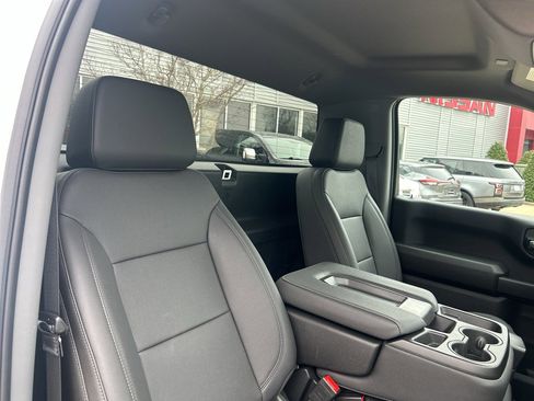 Used 2024 GMC Sierra 1500 Pro w/ Pro Value Package image 12