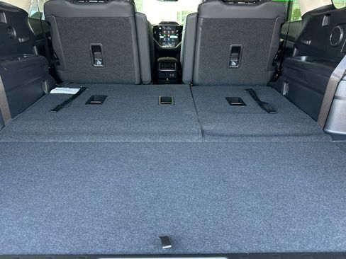 New 2026 Subaru Ascent Limited image 15