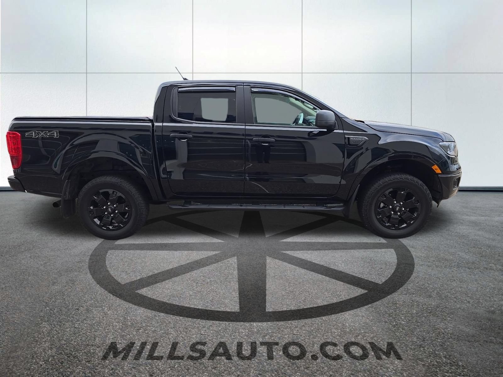 Used 2023 Ford Ranger XLT w/ Equipment Group 301A Mid AWD/4WD image 3