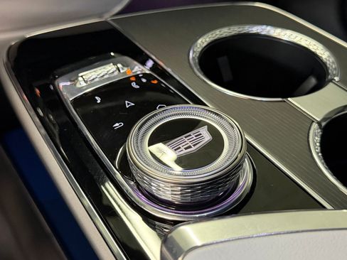 Certified 2024 Cadillac Lyriq Luxury RWD image 17
